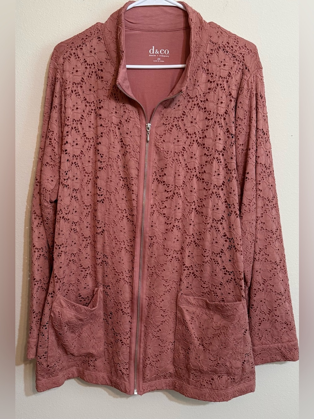 D & Co Lace Zip Front Jacket - Dusty Rose
2X